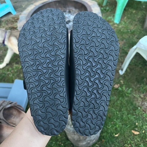 Birkenstock Arizona Kids Black Sandals Size 32/ Little Kid 1-1.5 - Picture 6 of 6